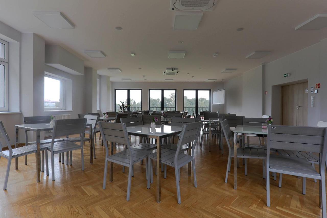 Hostel Pawilon Sportowo Turystyczny Kalwarianka Kalwaria Zebrzydowska Exteriér fotografie