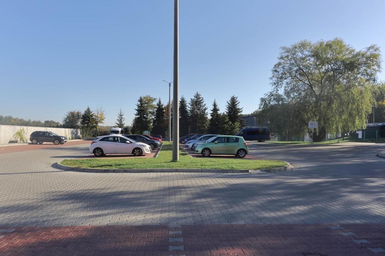 Hostel Pawilon Sportowo Turystyczny Kalwarianka Kalwaria Zebrzydowska Exteriér fotografie