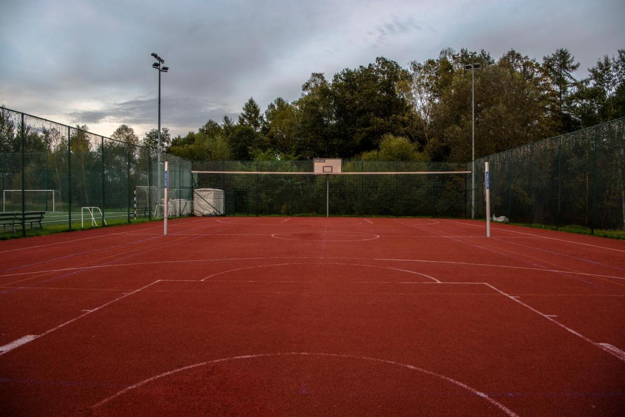 Hostel Pawilon Sportowo Turystyczny Kalwarianka Kalwaria Zebrzydowska Exteriér fotografie